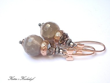 TAUPE AND GOLDEN ROSSO