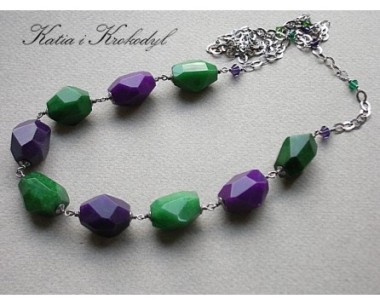 VIOLET & GREEN
