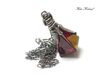 Red topaz 3D - naszyjnik