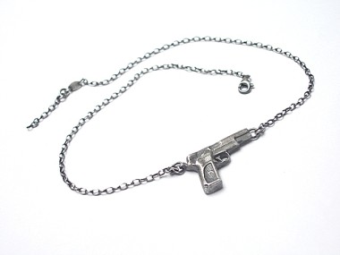 CONVENTIONAL WEAPONS - dla niej