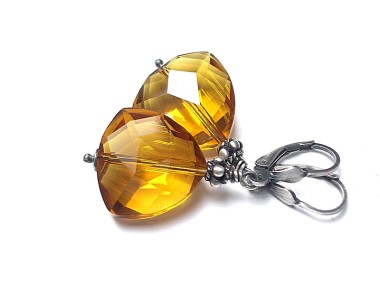 Triangle /cognac/
