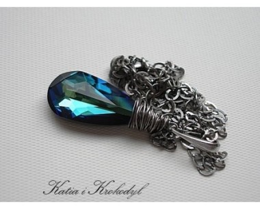 SPRZEDANE. SWAROVSKI BERMUDA BLUE W OPLOCIE