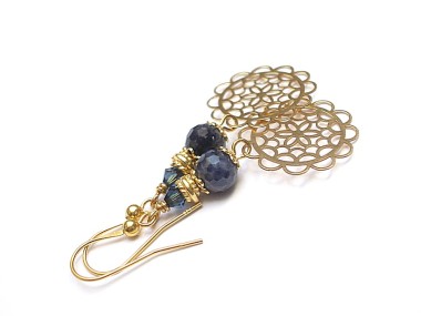 Szafirowe rozety - kolczyki