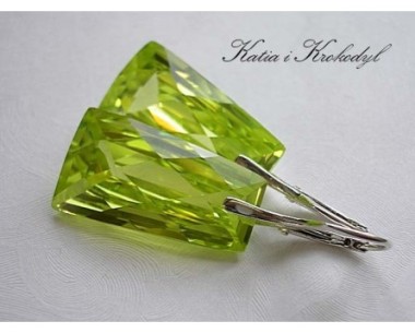SPRZEDANE. CYRKONIE - PERIDOTOWY TRAPEZOID