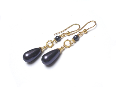 Navy pearls - kolczyki