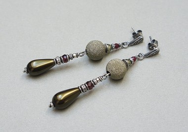 Khaki pearls - kolczyki