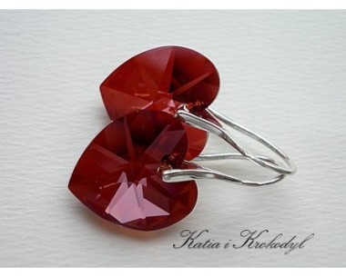 SPRZEDANE. SWAROVSKI HEART RED MAGMA