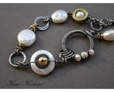 SPRZEDANE. PEARLS COMPACT