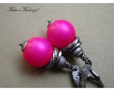 SPRZEDANE. ŻARÓWY - SWAROVSKI NEON PINK