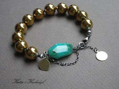 GOLD HEMATITE AND OPAL
