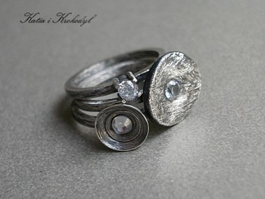 CRYSTALS TRIO