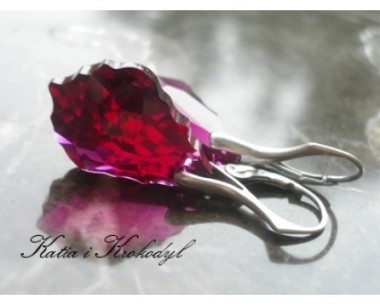 SPRZEDANE. SWAROVSKI BAROC RUBY 22mm