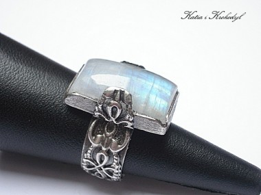 MOONSTONE W KORONKACH